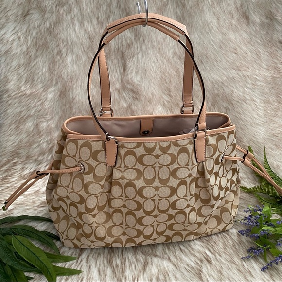 NWT Coach Canvas Tote Bag - Picture 2 of 10